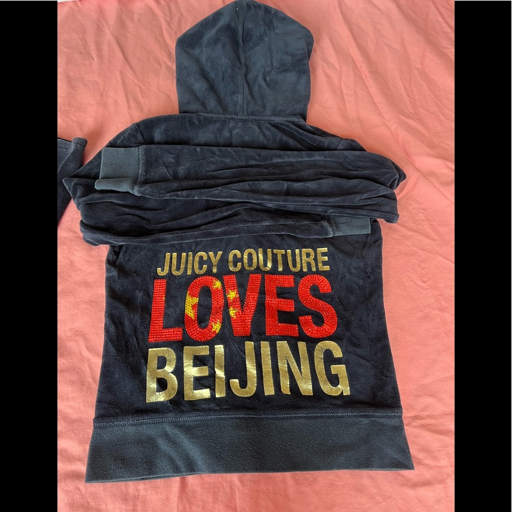 JUICY COUTURE sweatshirt and pants size Small